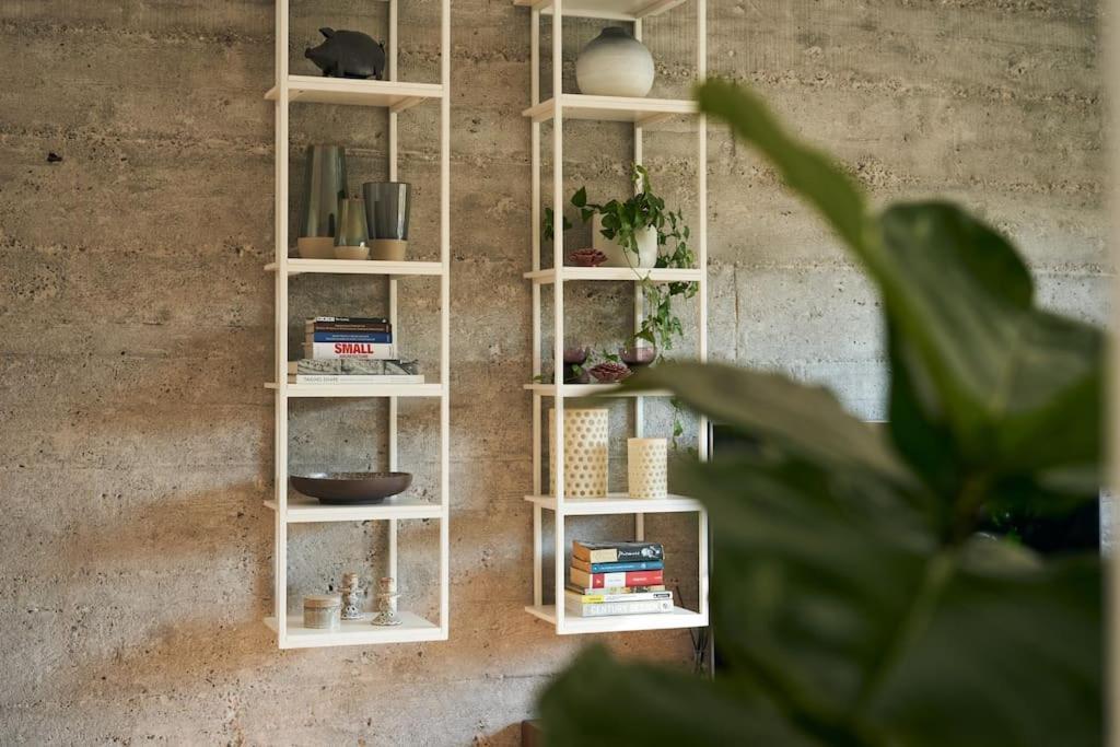 Ultracentral Two Rooms Apartment In Bukarest Exterior foto