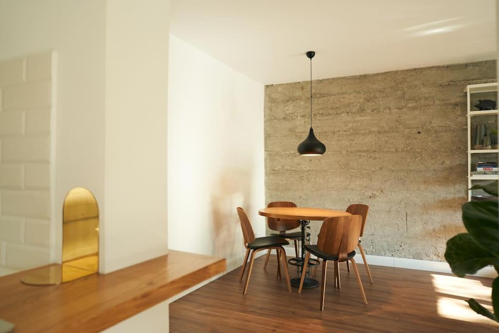 Ultracentral Two Rooms Apartment In Bukarest Exterior foto