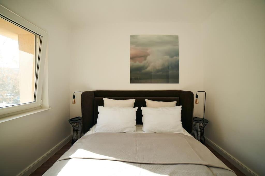 Ultracentral Two Rooms Apartment In Bukarest Exterior foto